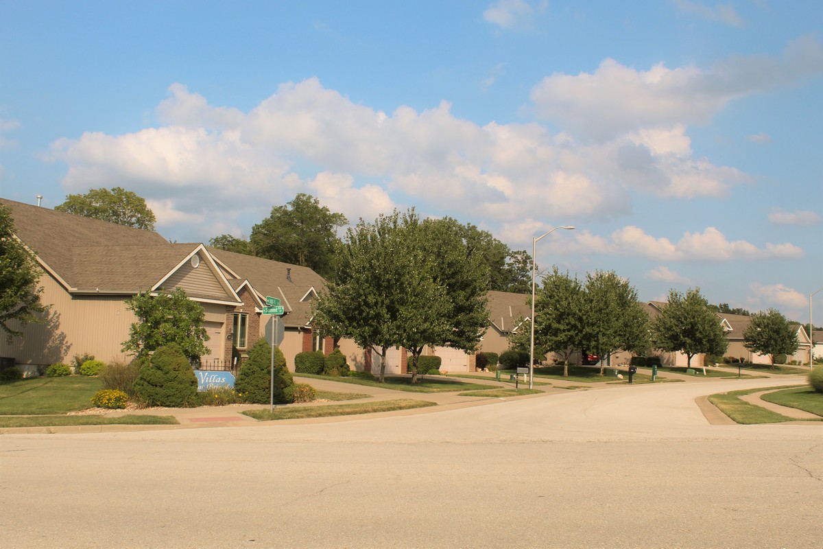 Villas at Bristol North Kansas City, MO